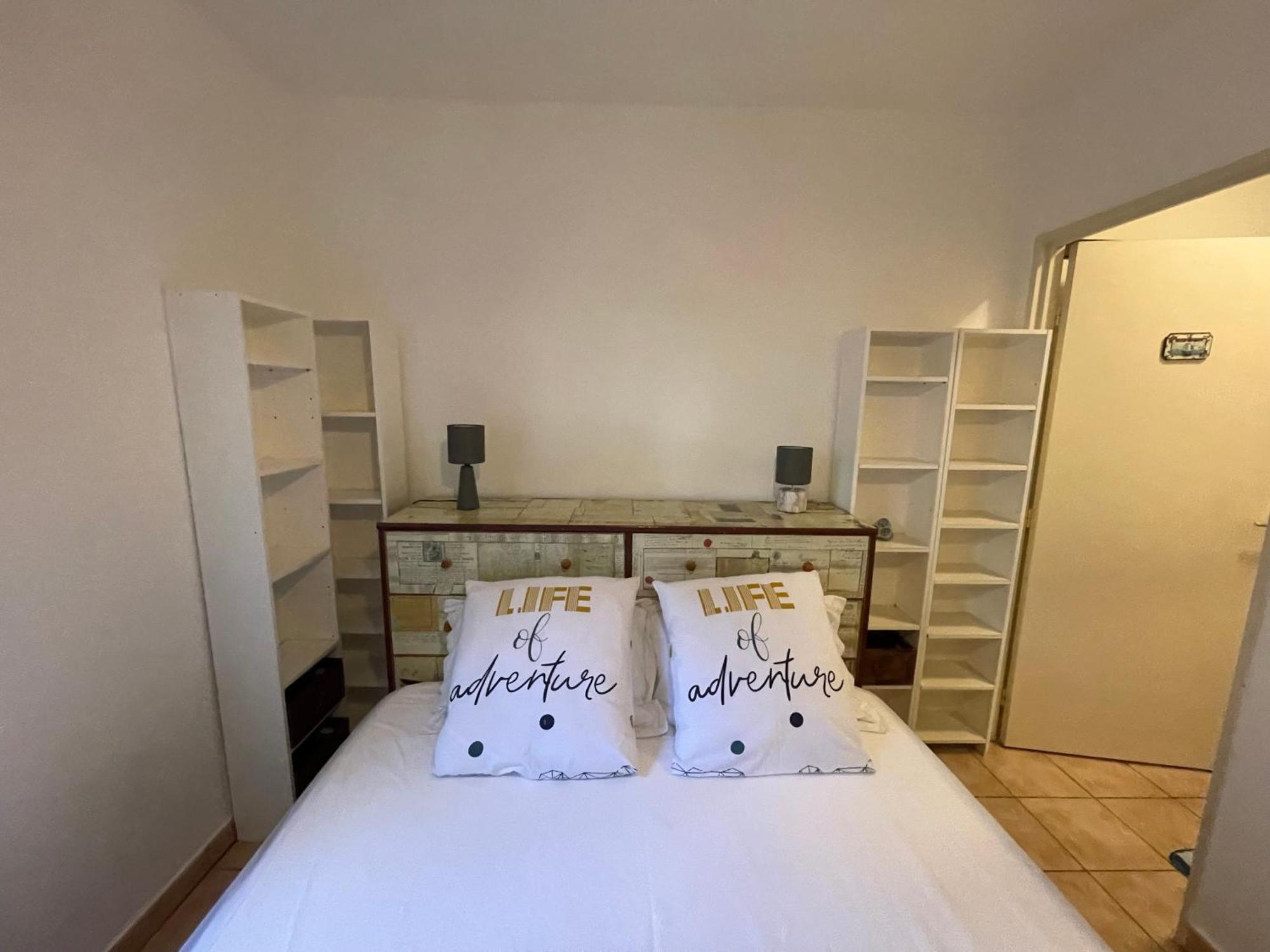 Appartement Entier Saint Pierre Centre Dans Residence De Prestige Ngoại thất bức ảnh